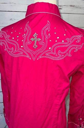 Ariat  Western Shirt Medium Long Sleeve Dark pink Cross Studs Pearl Snap Barbie