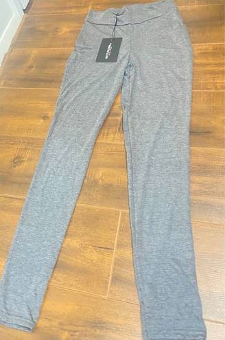 Pretty Little Thing Grey High Waisted Leggings