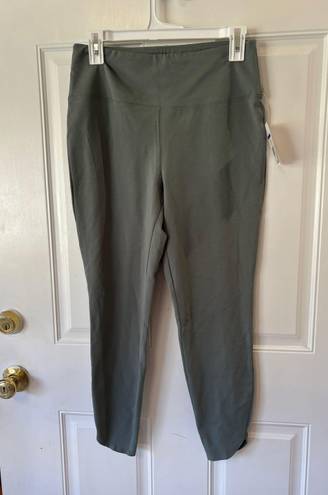 Wonderly NWT Wonder Green Leggings