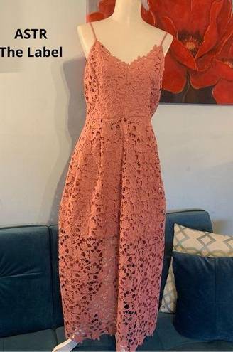 ASTR  The Label Midi Dress M Medium Peach Pink Lace A-Line Cocktail