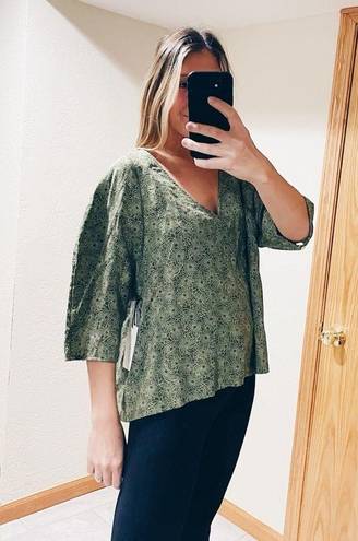 Treasure & Bond  Green Blouse NWT - Size Large