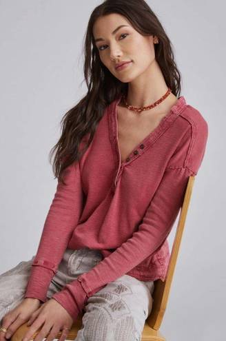 Pilcro Anthropologie Henley V-Neck Raw Hem Cotton Long Sleeve Swing Top Red