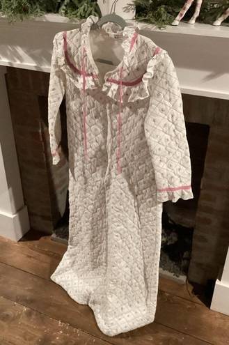 Krass&co VINTAGE Mary Farrel  Ltd Nightgown Zip up Quilted Small so cute/retro