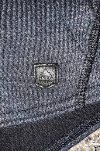 Burton Ellmore Pullover