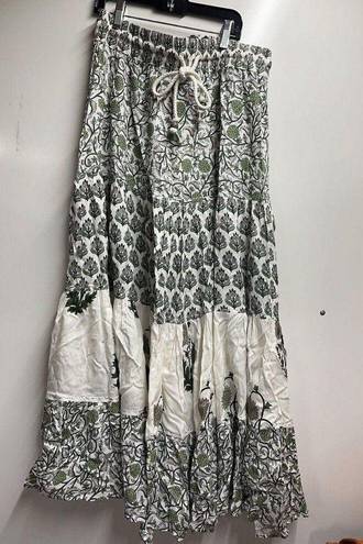 Industry Boho New  REPUBLIC CLOTHING Floral Tiered Maxi Skirt Size Medium Women’s