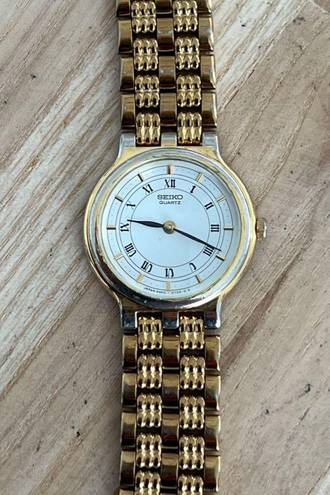 Seiko  Vintage Ladies Watch Gold-Tone Bracelet Case White Dial New Crystal