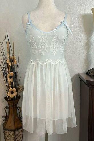 Oscar de la Renta Vintage Oscar De La Rente Baby Doll Slip Blue And White Size M/L