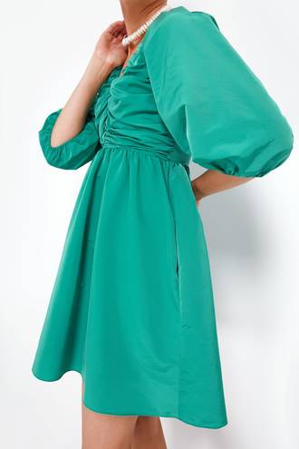 Tuckernuck  Hyacinth House Emerald Green XS Ruched V-Neck Genevieve Mini Dress