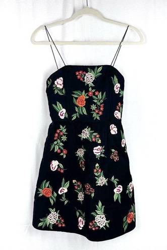 Alice + Olivia  Black Velvet Red Floral Embroidered Mini Dress Lace Trim Size: 0