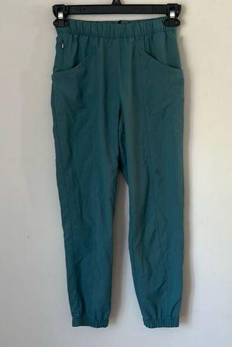 Patagonia  Women’s Green Joggers XS