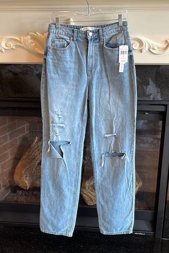 Tinseltown Straight Leg Destructed Jeans Size 9