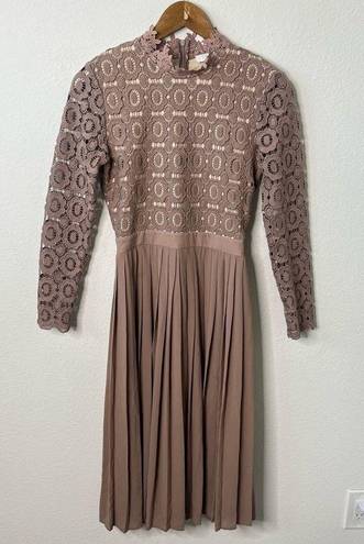 Krass&co Ivy City  Arabella Mauve Lace Dress Midi Pleated Lined Modest Women's Size S