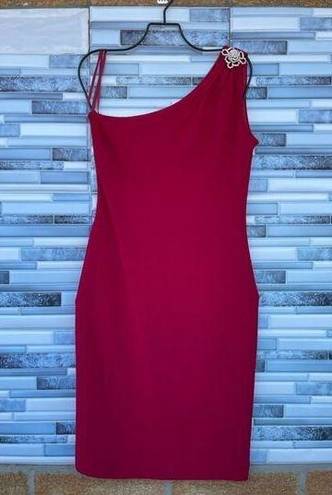 St. John  evening magenta Terry dress size 2