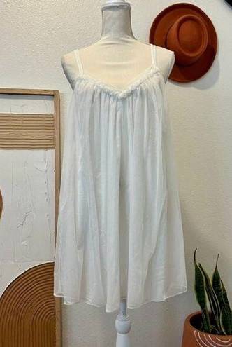 Oscar de la Renta  Pink Label White Rose Trim Sheer Flowy Slip Nighty Dress