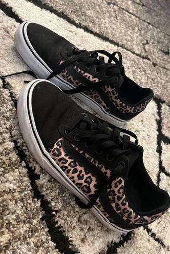 Vans 