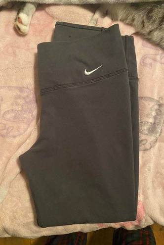 Nike leggings cropped