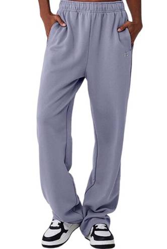 Alo Yoga Accolade Straight Leg Sweatpant Fog S