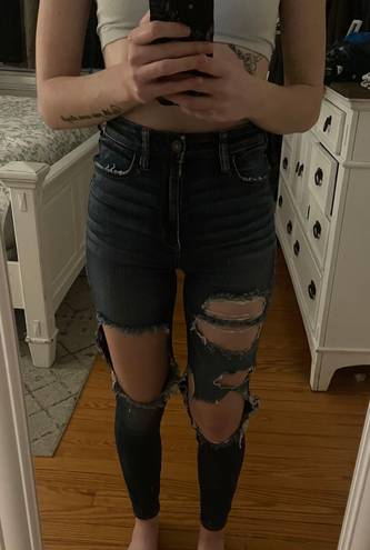 American Eagle Outfitters Ripped Skinnies