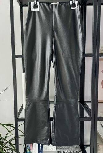 Tuckernuck  Ashford Black Faux Leather Kick Flare High Rise Pants Women’s Small