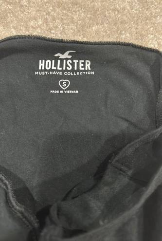 Hollister 