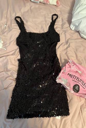 Pretty Little Thing Black Mini Dress