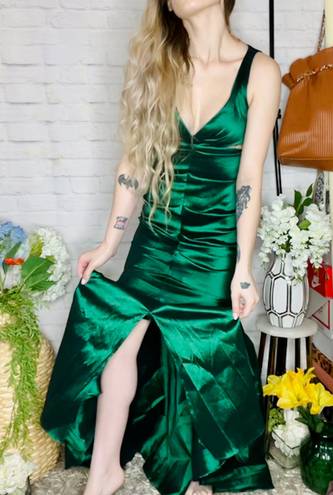 XScape Emerald Green Mermaid Formal Gown Size 0 - $200 (32% Off Retail) -  From Savannah