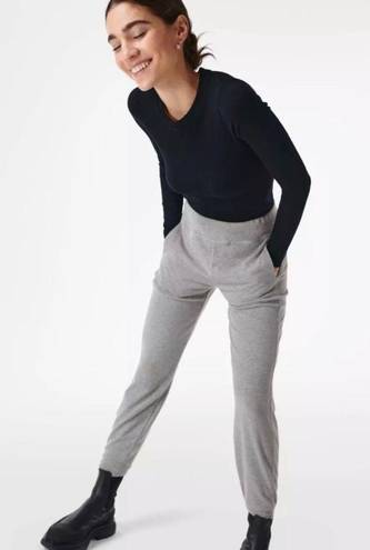 Sweaty Betty Glisten Seamless Long Sleeve Top in Sustainable Bamboo