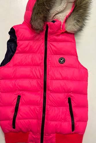 American Eagle vest