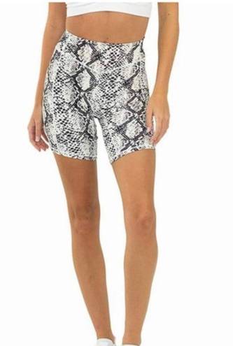 Balance Athletica Vitality Python Rider Short