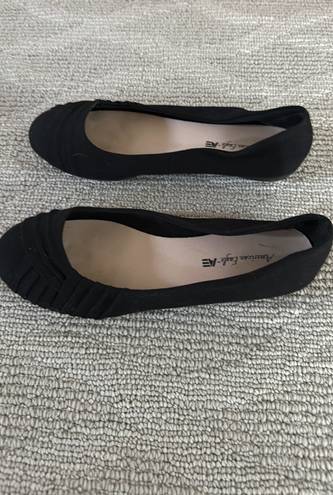 American Eagle slip in black flats