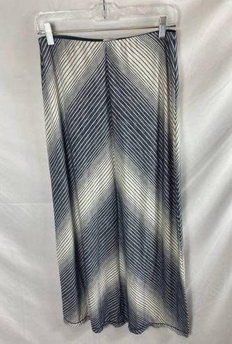 Max Studio  Chevron Stripe Maxi Skirt Size Medium