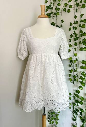 Chelsea & Violet White Floral Eyelet Mini Dress