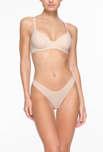 SKIMS Fits Everybody Bra 36C NWT