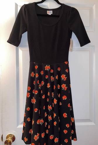 LuLaRoe XS Nicole Dress