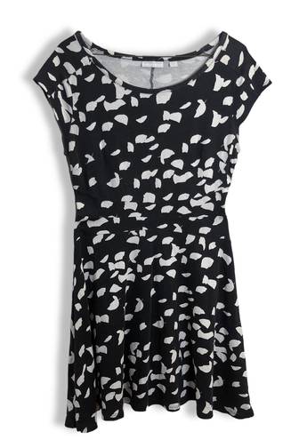 New York And Company  Black White Leaf Print Polka Dot Short Sleeve Mini Dress