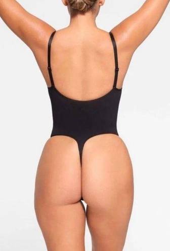 SKIMS NEW!! Sculpting Thong Bodysuit S