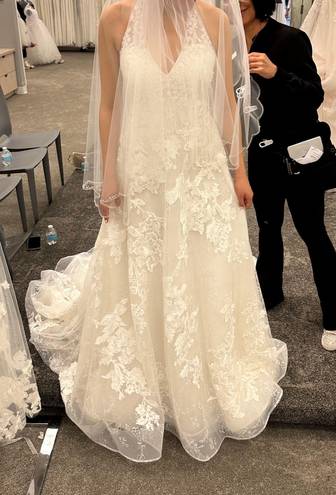 Oleg Cassini Ivory V-neck halter beaded lace ball gown wedding dress