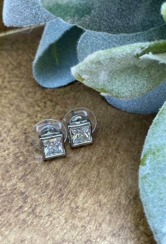 Swavorski Swarovski Princess Cut Square Stud NWOT Earrings