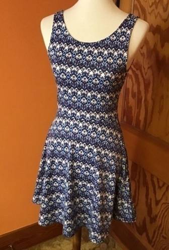 Divided 3 for 20 $ bundle  blue striped xs skater tank dress