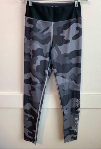 Krass&co She Shreds  Gray Camo Katie Yoga Leggings