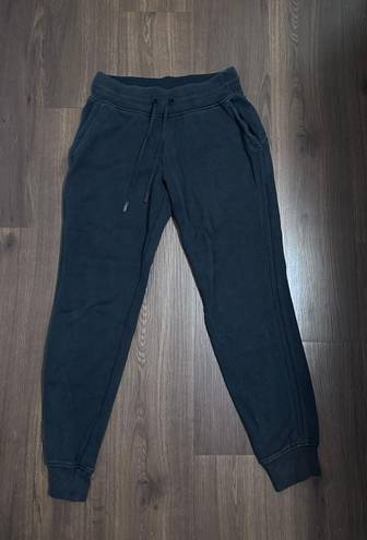 Lululemon Scuba Joggers Black Size 4