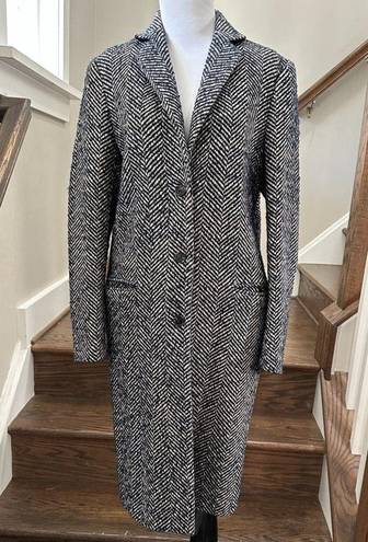 Gianni Feraud Wool Coat Designed in Italy Navy Herringbone Wool Blend Size 8