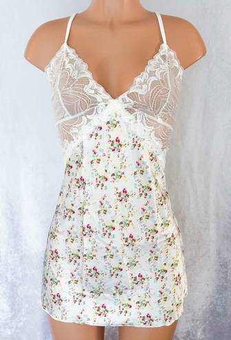 Boutique 2-Piece, White, Silky, Lace, Floral, Lingerie Slip