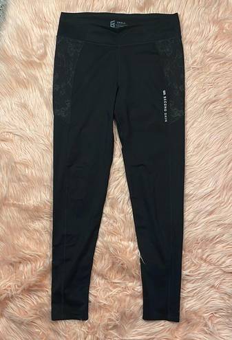 Second Skin  Black Compression Athletic Leggings Women's size Small