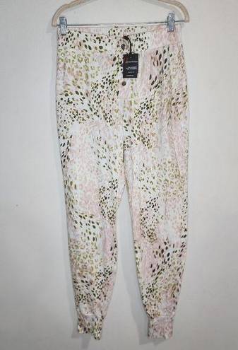 n:philanthropy NWT  Leo Animal Print Women Small Snap Close Casual Joggers