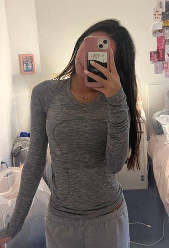 Lululemon Swiftly Tech Long Sleeve