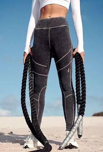 Free People Movement  Women’s Sz Medium Free Flow Active Leggings