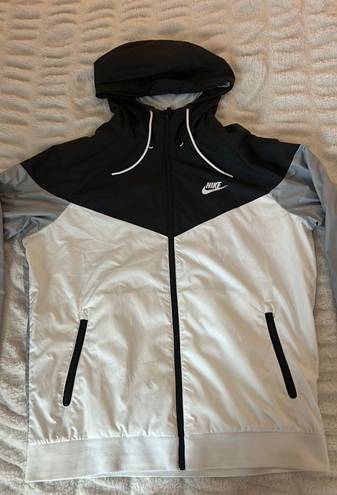 Nike Windbreaker Zip-Up Jacket