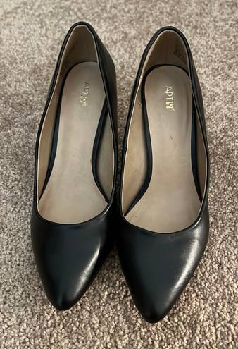 Apt. 9 Black Pump