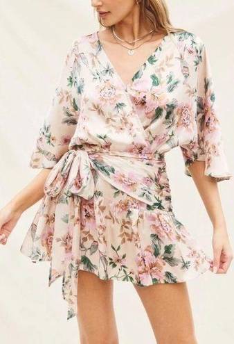 Dress Forum NWT Meet me in the Garden Floral Romper Dress size small